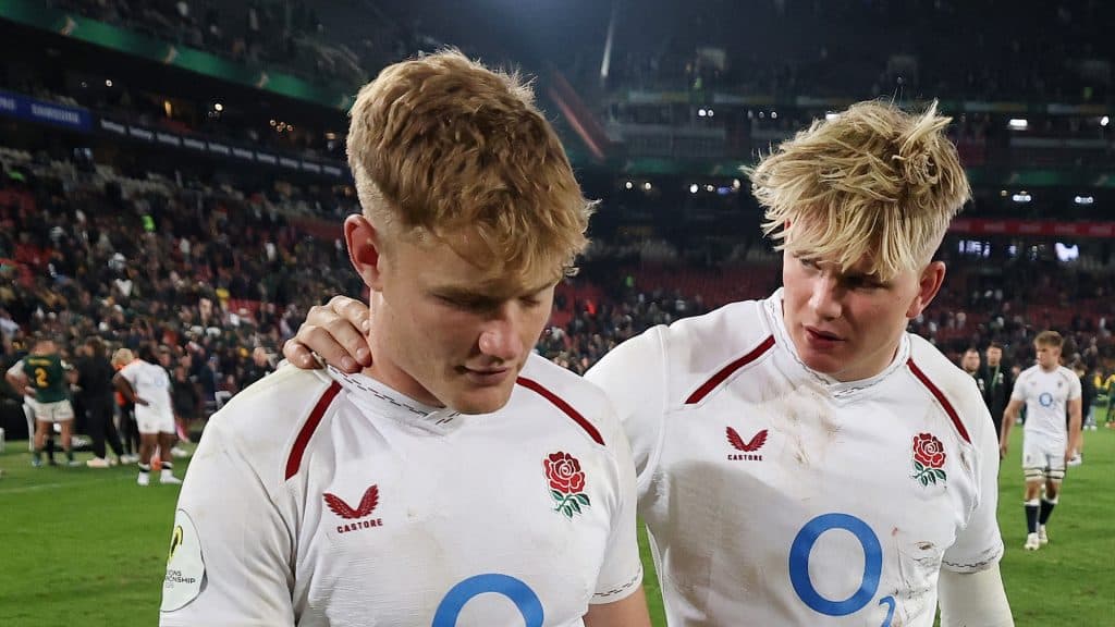 Fin Smith reconoce que Inglaterra fue "blanda" ante Sudáfrica en Ellis Park